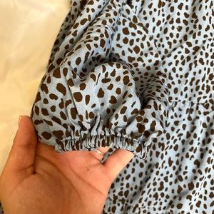 Pretty Blue animal printed button dress size small💙